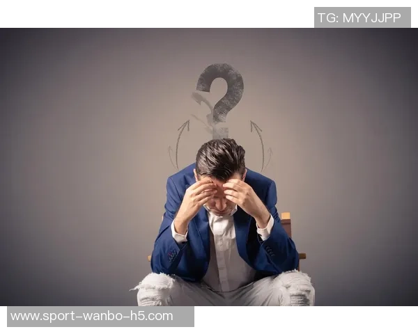 弗兰克谈斯彭斯被换下后的情绪表达对球队失利感到非常失望 弗兰克谈斯彭斯被换下后的情绪表达对球队失利感到非常失望